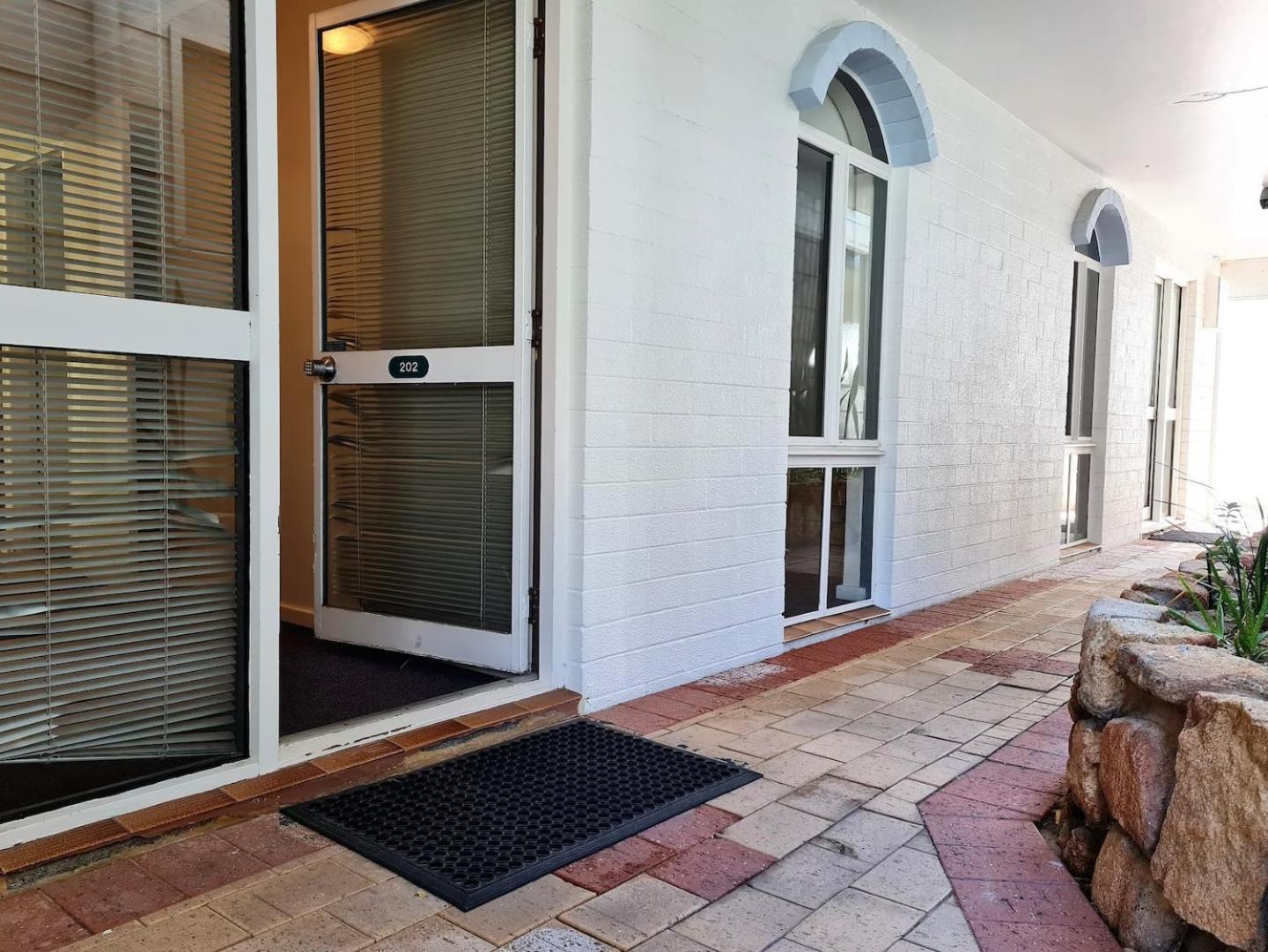 West Beach Lagoon 202 - Quiet & Ground Floor! Perth Extérieur photo